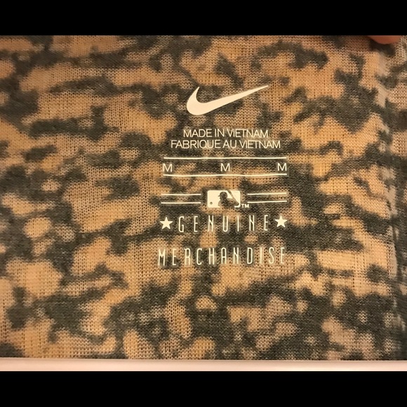 Brewers Nike Shirt - Picture 3 of 4
